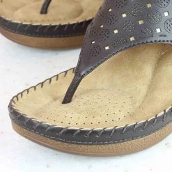 Inc.5 SALE COMFORT PLATFORM THONG-BROWN