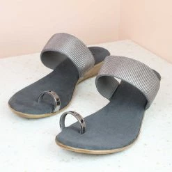 Inc.5 ELASTIC STRAP PUT THONG-GUN METAL