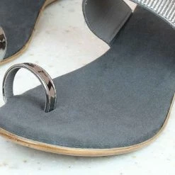 Inc.5 ELASTIC STRAP PUT THONG-GUN METAL