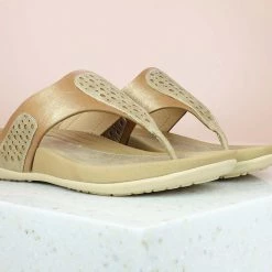 Inc.5 COMFORT THONG-BEIGE SALE