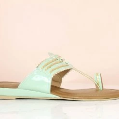 Inc.5 COVERED WEDGE KOLHAPURI - PISTA SALE