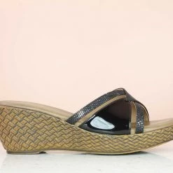 Inc.5 SALE V-CUT MULE PLATFORM-BLACK