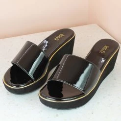 Inc.5 Casual PATTENT PLATFORM MULE-BLACK