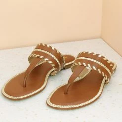 Inc.5 FLAT HARD CASUAL THONG-TAN