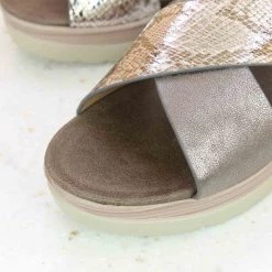 Inc.5 PLATFORM COMFORT SANDAL - GUN METAL