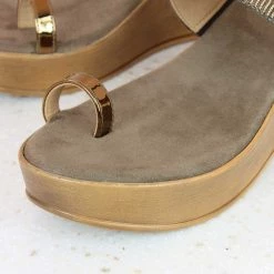 Inc.5 ELASTIC PLATFORM THONG-ANTIQUE GOLD Casual