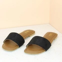 Inc.5 PRINTED FLAT MULE-BLACK