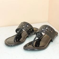 Inc.5 CUTWORK FLAT THONG-BLACK