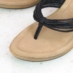 Inc.5 VEDGE HEEL THONG-BLACK SALE