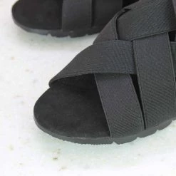 Inc.5 STRAPY SANDAL - BLACK SALE