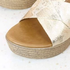 Inc.5 SNAKE PRINT PLATFORM MULE-GOLD