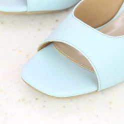 Inc.5 SALE BLOCK HEEL MULE - BLUE