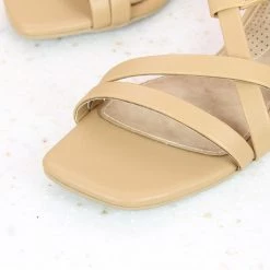 Inc.5 BLOCK HEEL HARD SANDAL-BEIGE