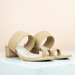 Inc.5 BLOCK HEEL TOE POST-BEIGE
