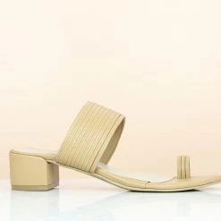 Inc.5 BLOCK HEEL TOE POST-BEIGE
