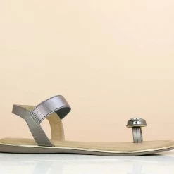 Inc.5 FLAT CASUAL SANDAL-GUN METAL SALE