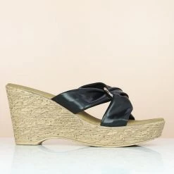 Inc.5 SALE CROSS BUCKLE PLATFORM MULE-BLACK