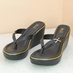 Inc.5 SALE PLATFORM HARD CASUAL THONG-BLACK