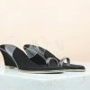 Inc.5 TRANSPARENT STRAP TOE POST VEDGE-BLACK SALE