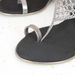 Inc.5 SALE LACE WOVEN TOE POST VEDGE-GUN METAL