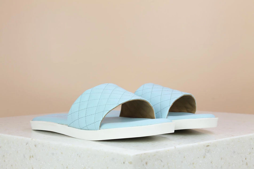 Inc.5 SALE STITCHED FLAT MULE - BLUE 4 Inc.5 SALE STITCHED FLAT MULE - BLUE