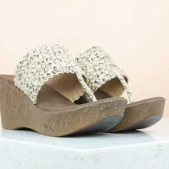 Inc.5 Casual WOVEN STRAP PLATFORM THONG-BEIGE