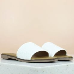 Inc.5 SALE TEXTURED FLAT MULE-WHITE