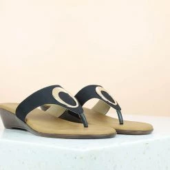 Inc.5 BASIC CASUAL THONG-BLACK SALE