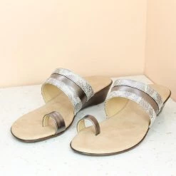 Inc.5 SALE SNAKE PRINT TOE POST-GUN METAL