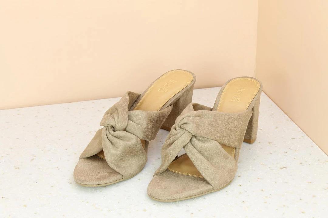 Inc.5 SUEDE BLOCK HEEL MULE-BEIGE Casual 8 Inc.5 SUEDE BLOCK HEEL MULE-BEIGE Casual