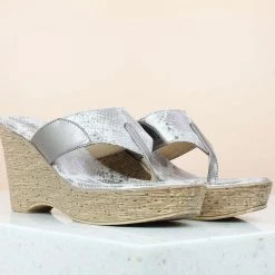 Inc.5 SNAKE PRINK PLATFORM THONG-GUN METAL SALE