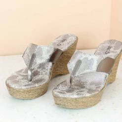 Inc.5 SNAKE PRINK PLATFORM THONG-GUN METAL SALE