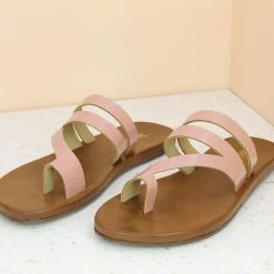 Inc.5 PATTENT FLAT THONG-PEACH