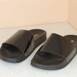 Inc.5 FLAT PU CASUAL SLIPON-BLACK