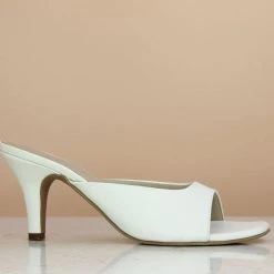 Inc.5 Mules BASIC MULE - WHITE