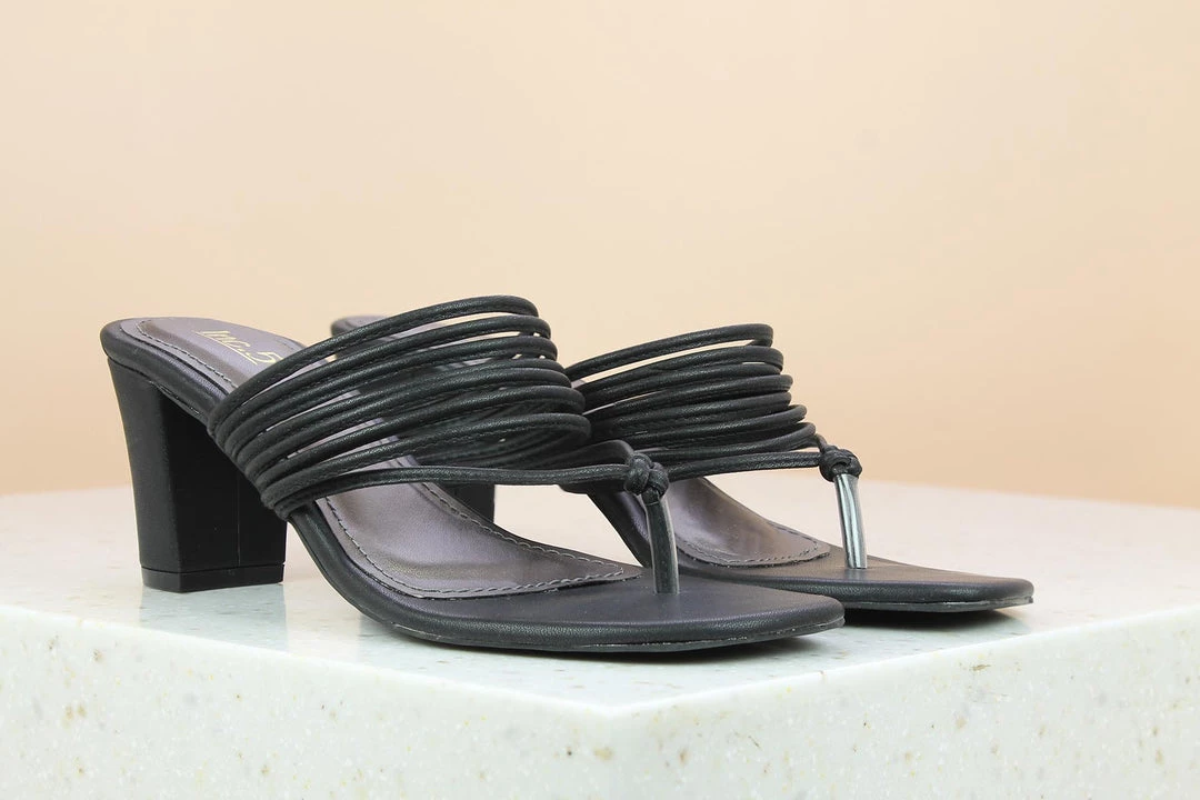 Inc.5 BLOCK HEEL STRAPY THONG 3 Inc.5 BLOCK HEEL STRAPY THONG