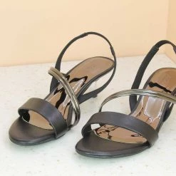 Inc.5 KITTEN HEEL SANDAL - BLACK SALE