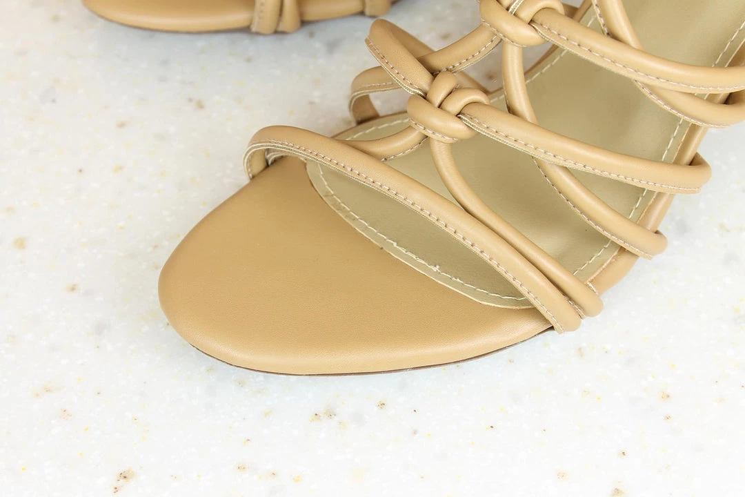 Inc.5 STRAPY BLOCK HEEL SANDAL 4 Inc.5 STRAPY BLOCK HEEL SANDAL