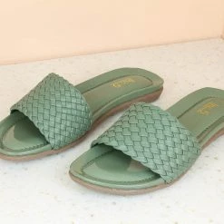 Inc.5 WOVEN FLAT MULES