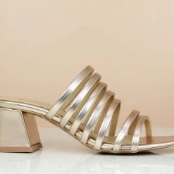 Inc.5 STRAPY BLOCK HEEL MULES