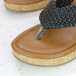 Inc.5 PLATFORM WOVEN THONG - BLACK