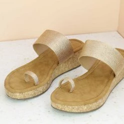 Inc.5 SALE LACED VEDGE TOE POST - ROSE GOLD