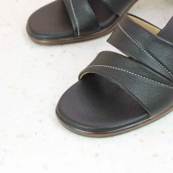 Inc.5 SALE BLOCK HEEL PU CASUAL MULE-BLACK 9 Inc.5 SALE BLOCK HEEL PU CASUAL MULE-BLACK