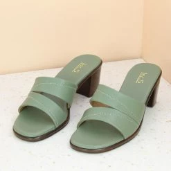 Inc.5 BLOCK HEEL MULE-GREEN