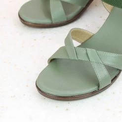 Inc.5 BLOCK HEEL SANDAL-GREEN
