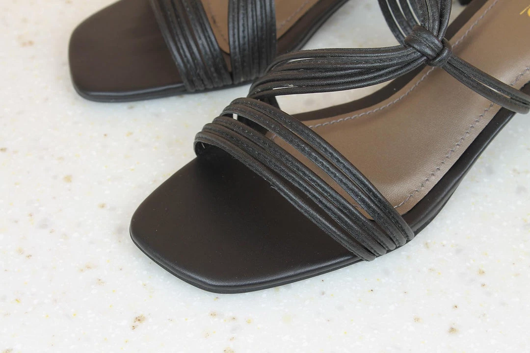 Inc.5 SALE BLOCK HEEL STRAPY MULES 4 Inc.5 SALE BLOCK HEEL STRAPY MULES