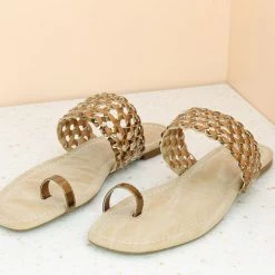 Inc.5 WOVEN FLAT TOE POST-ANTIQUE GOLD SALE