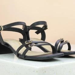 Inc.5 BLOCK HEEL SANDAL - BLACK