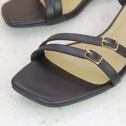 Inc.5 BLOCK HEEL SANDAL - BLACK