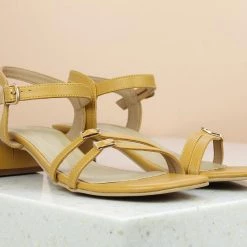 Inc.5 BLOCK HEEL SANDAL - MASTARD SALE